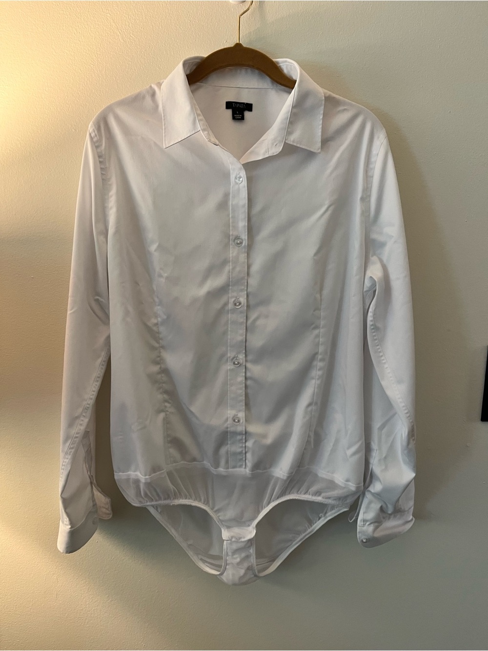 White button down bodysuit - women’s large